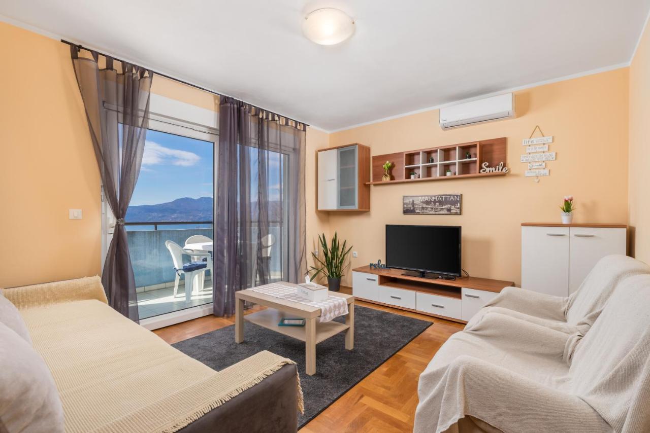 Apartman Iris 2 -Rijeka Exterior photo