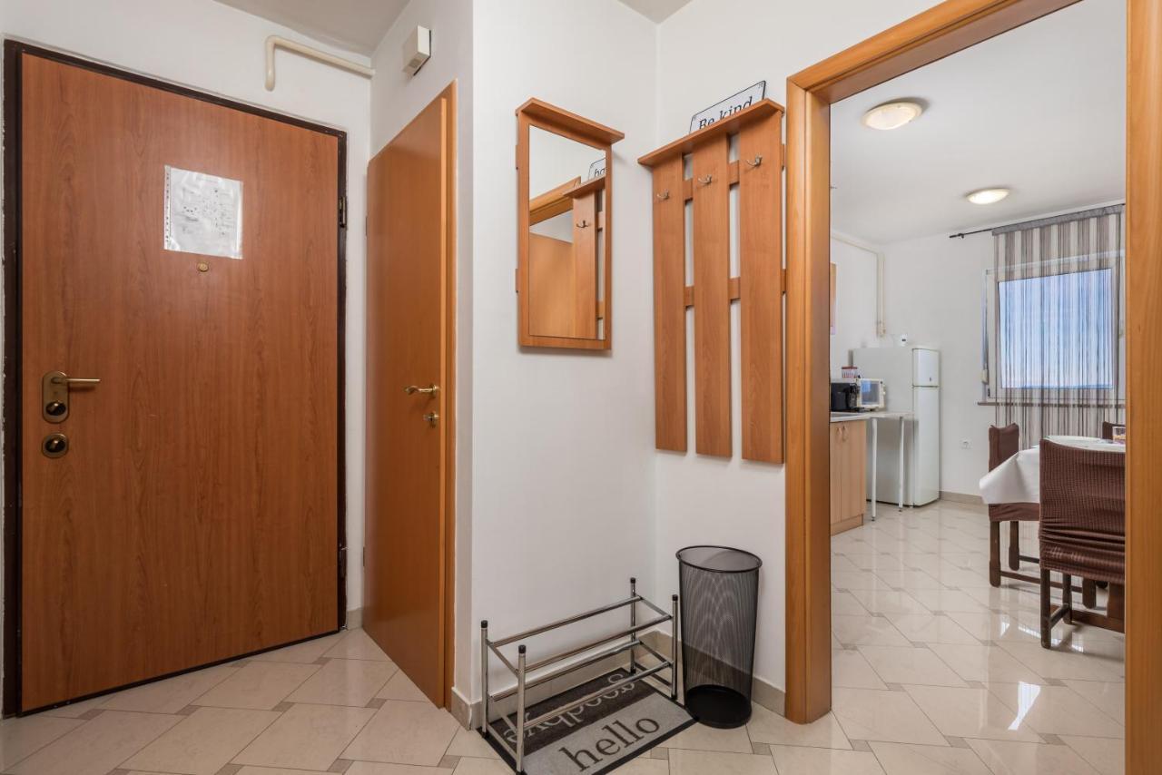 Apartman Iris 2 -Rijeka Exterior photo