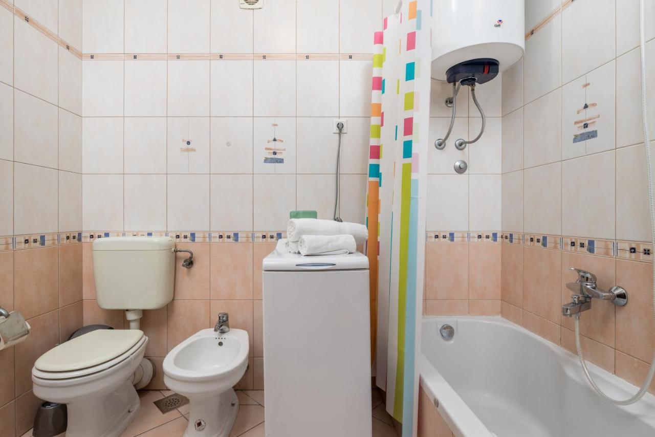 Apartman Iris 2 -Rijeka Exterior photo