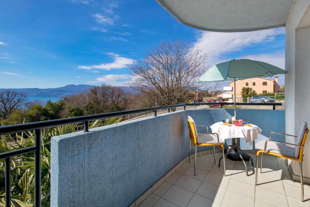 Apartman Iris 2 -Rijeka Exterior photo