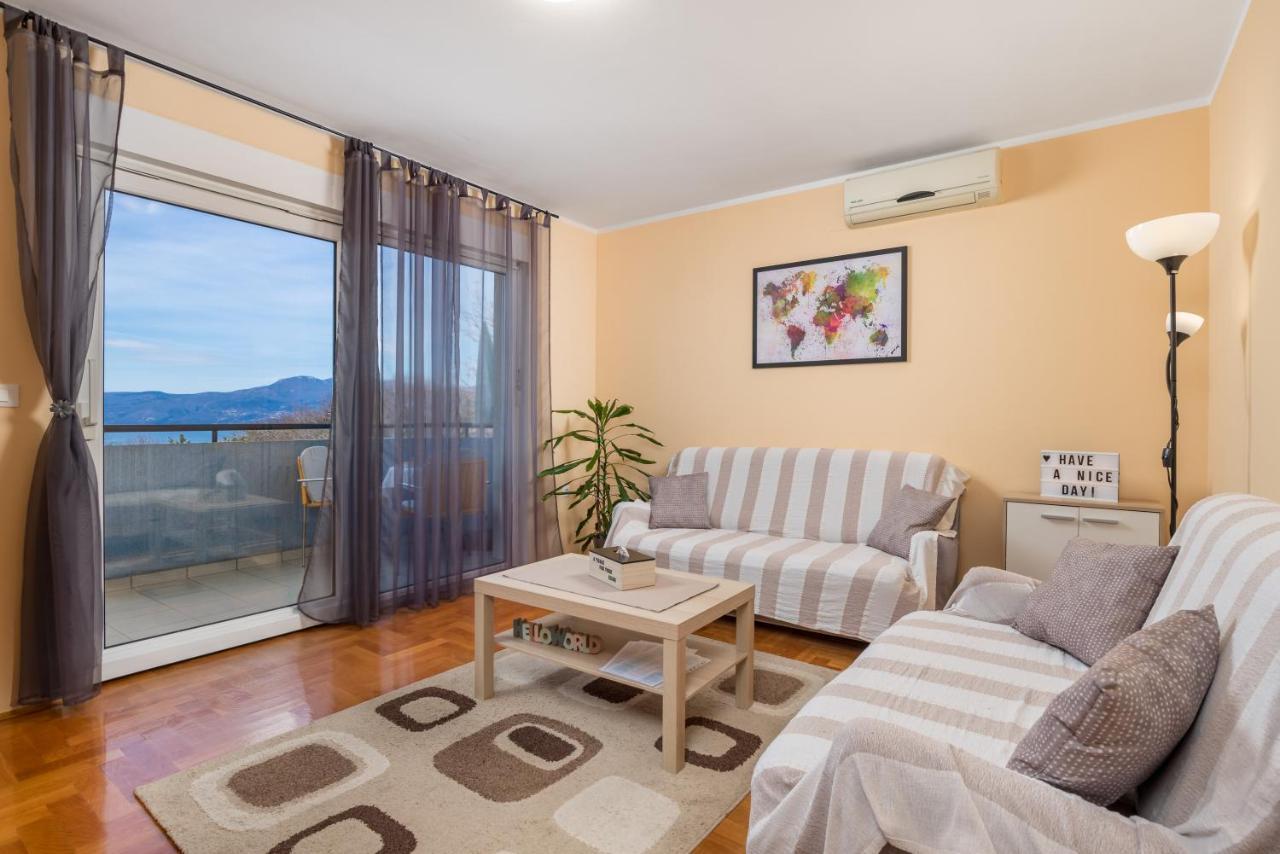 Apartman Iris 2 -Rijeka Exterior photo